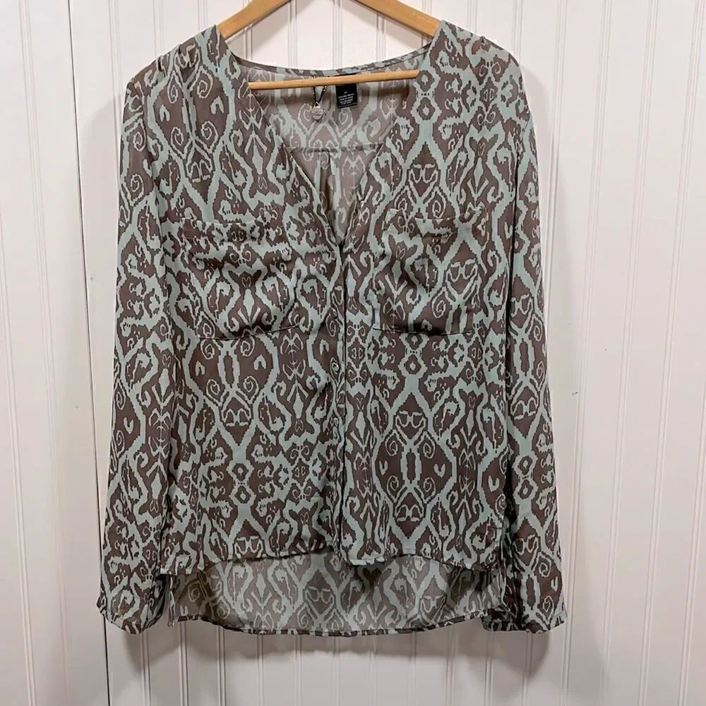 BKE boutique button up blouse